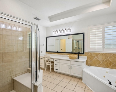14 Guinevere Place - Photo Thumbnail 23