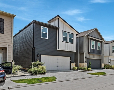 14819 Silent Gulf Avenue - Photo Thumbnail 2
