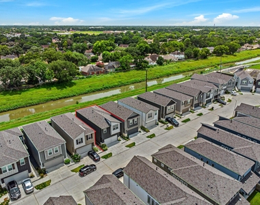 14819 Silent Gulf Avenue - Photo Thumbnail 32