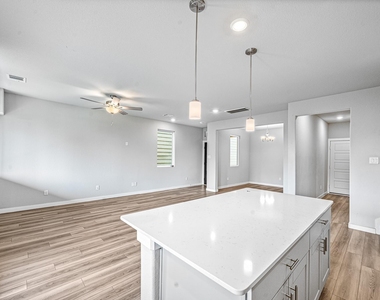 14819 Silent Gulf Avenue - Photo Thumbnail 9