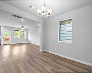 14819 Silent Gulf Avenue - Photo Thumbnail 11
