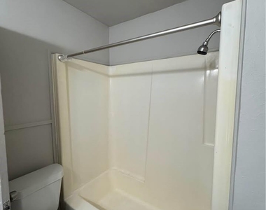 415 N Rockisland Street - Photo Thumbnail 6