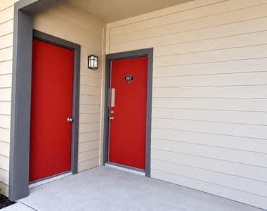 2025 Augusta Drive - Photo Thumbnail 1