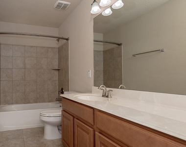 43 Butternut Grove Place - Photo Thumbnail 24