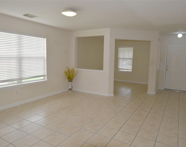 13018 Hill Canyon Lane - Photo Thumbnail 5
