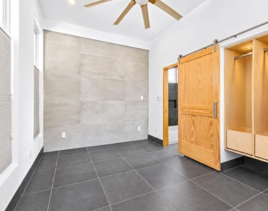 815 E 23rd Street - Photo Thumbnail 8