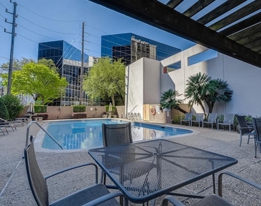 5001 Woodway Drive - Photo Thumbnail 20