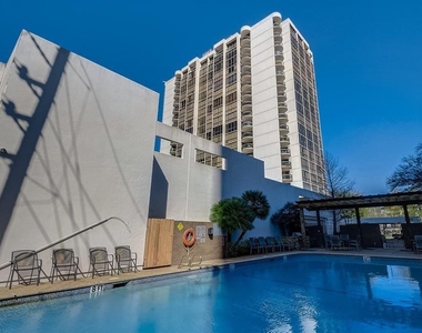 5001 Woodway Drive - Photo Thumbnail 24
