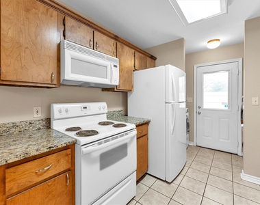 112 Vista Way - Photo Thumbnail 11