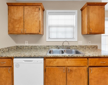 112 Vista Way - Photo Thumbnail 13