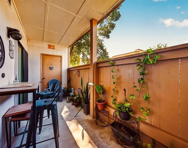 8419 Hearth Drive - Photo Thumbnail 21