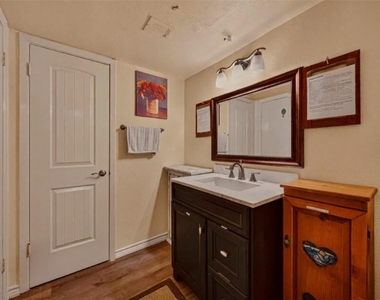 8419 Hearth Drive - Photo Thumbnail 15