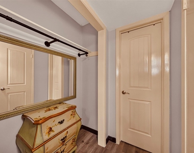 8419 Hearth Drive - Photo Thumbnail 10