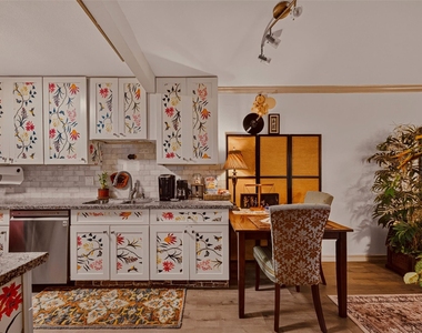 8419 Hearth Drive - Photo Thumbnail 17