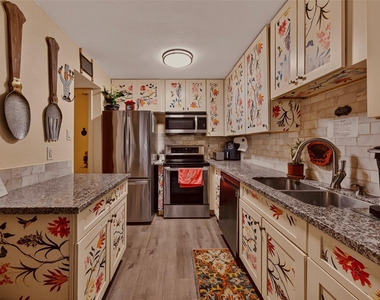 8419 Hearth Drive - Photo Thumbnail 2