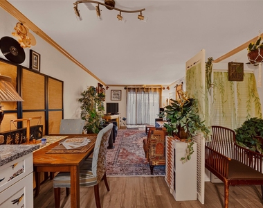 8419 Hearth Drive - Photo Thumbnail 6