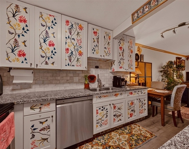 8419 Hearth Drive - Photo Thumbnail 16