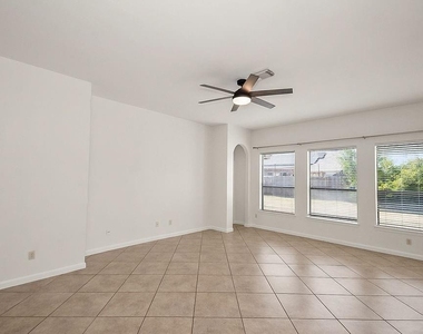 14903 Meridian Park Lane - Photo Thumbnail 8
