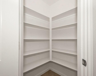 14903 Meridian Park Lane - Photo Thumbnail 17