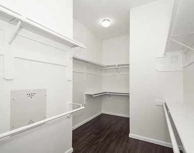 14903 Meridian Park Lane - Photo Thumbnail 25