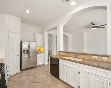 14903 Meridian Park Lane - Photo Thumbnail 14