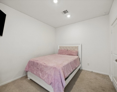 27526 Spearmint Ridge Drive - Photo Thumbnail 24
