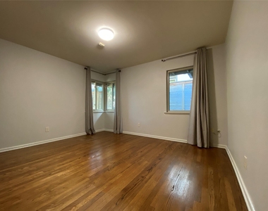 3207 Banbury Place - Photo Thumbnail 20