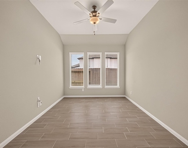 27003 Estella Meadow Lane - Photo Thumbnail 21