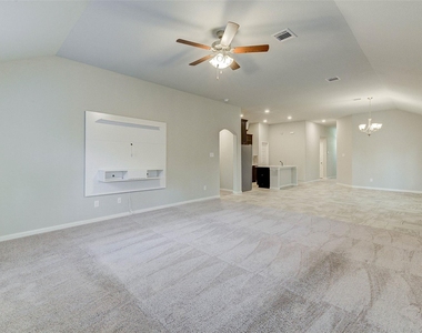 239 Murrieta Lane - Photo Thumbnail 18
