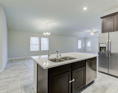 239 Murrieta Lane - Photo Thumbnail 15