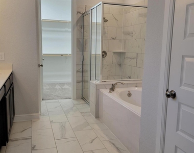 10342 Aldrin Drive - Photo Thumbnail 19