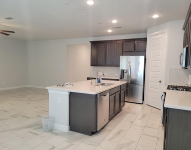10342 Aldrin Drive - Photo Thumbnail 9