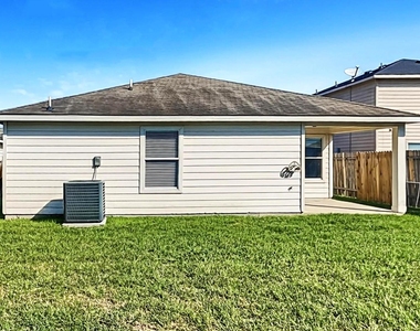 4214 Pecos River Drive - Photo Thumbnail 14