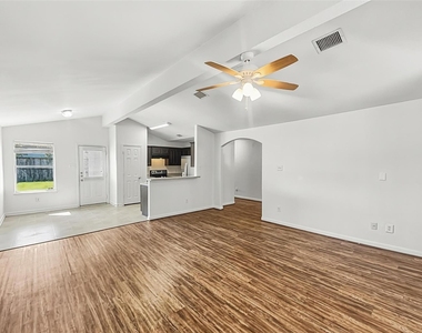 4214 Pecos River Drive - Photo Thumbnail 4