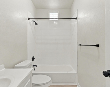 16872 Kempwood - Photo Thumbnail 17