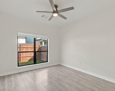 16872 Kempwood - Photo Thumbnail 13