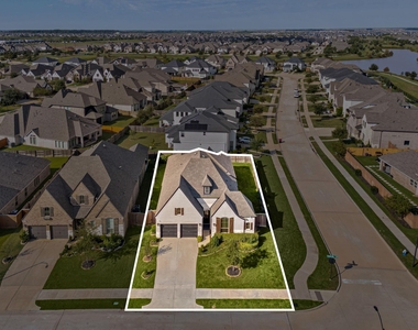 7315 Camden Crestwood Way - Photo Thumbnail 41