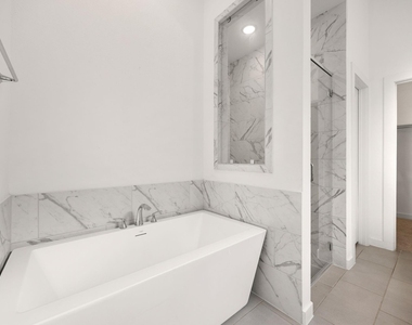 7315 Camden Crestwood Way - Photo Thumbnail 25