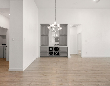 7315 Camden Crestwood Way - Photo Thumbnail 16