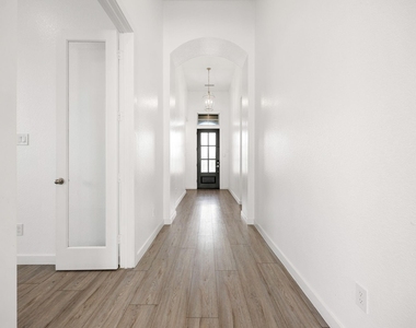 7315 Camden Crestwood Way - Photo Thumbnail 18