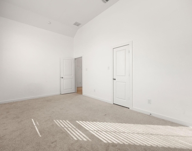 7315 Camden Crestwood Way - Photo Thumbnail 21