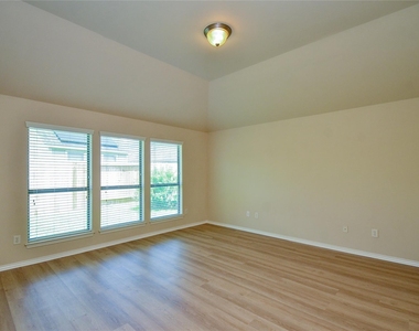4438 Kirk Manor Court - Photo Thumbnail 22