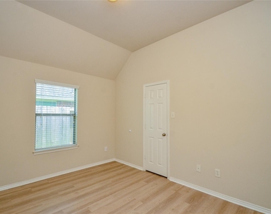 4438 Kirk Manor Court - Photo Thumbnail 28