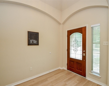 4438 Kirk Manor Court - Photo Thumbnail 4