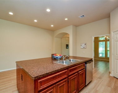 4438 Kirk Manor Court - Photo Thumbnail 15