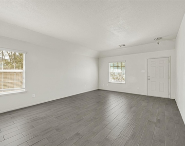 12943 Palm Leaf Court - Photo Thumbnail 5