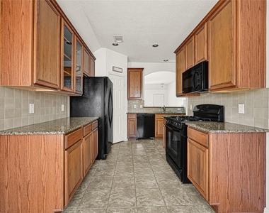 12943 Palm Leaf Court - Photo Thumbnail 10