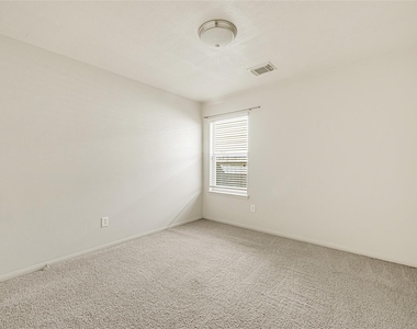 12943 Palm Leaf Court - Photo Thumbnail 13
