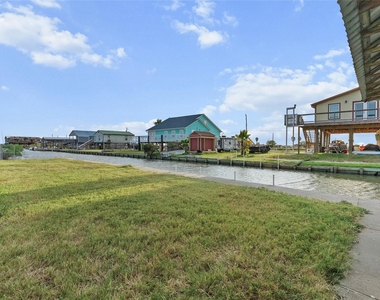 7108 E Hunter Drive - Photo Thumbnail 27