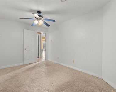 7108 E Hunter Drive - Photo Thumbnail 14